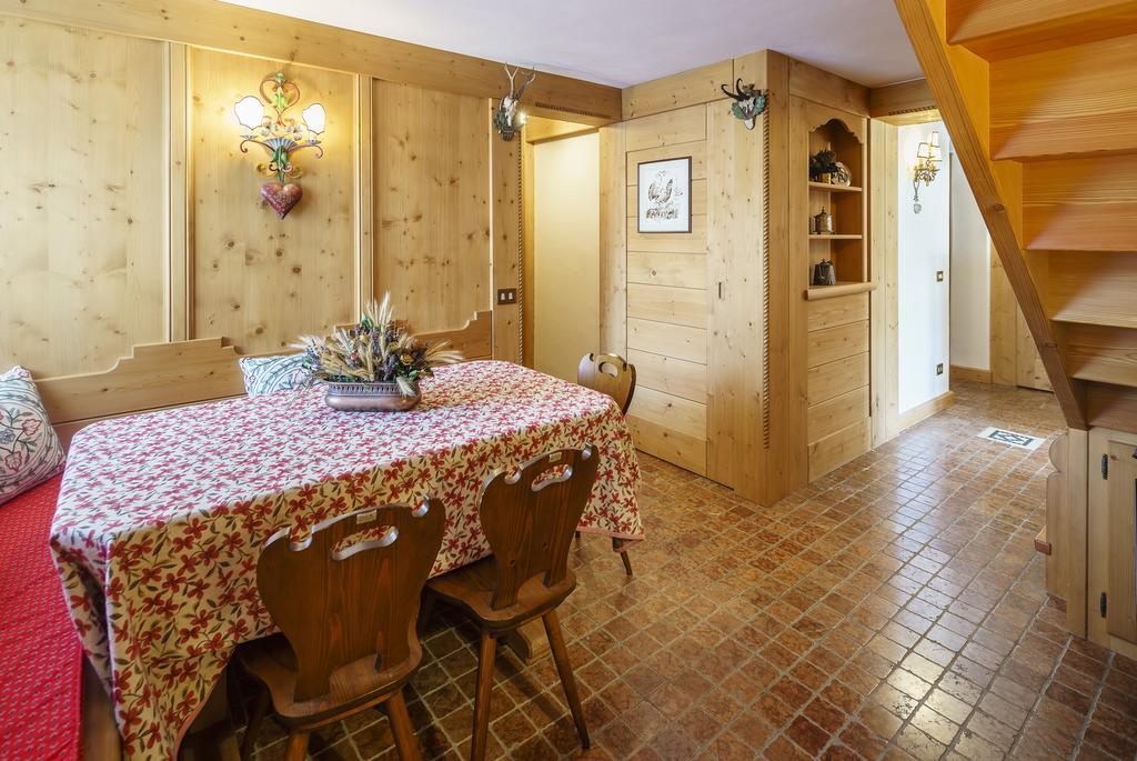 Villa Tullia - Stayincortina Cortina d'Ampezzo Ngoại thất bức ảnh