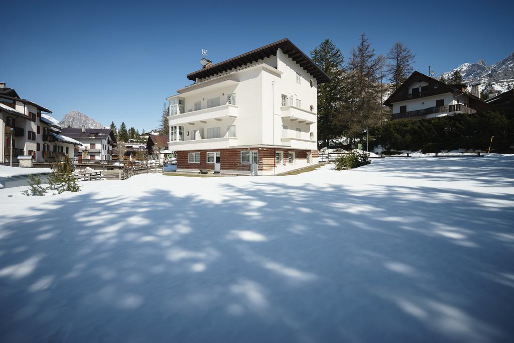 Villa Tullia - Stayincortina Cortina d'Ampezzo Ngoại thất bức ảnh
